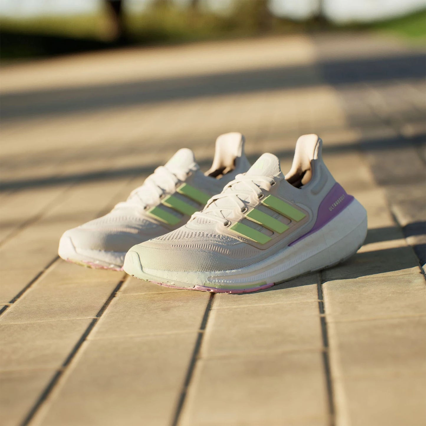Scarpe da corsa ammortizzate da donna originali ufficiali Adidas nuove estive IE3337