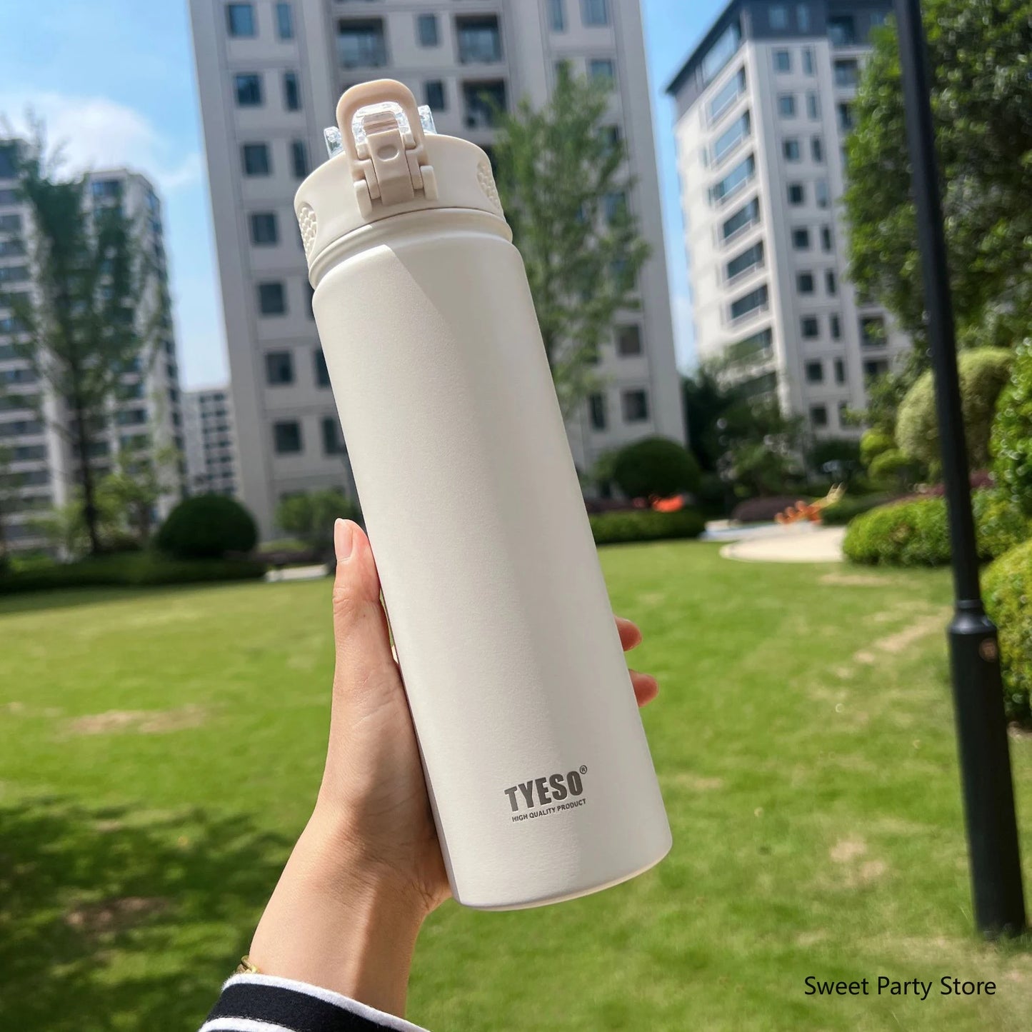 Borraccia Termica in Acciaio Inox 750 ml con Cannuccia