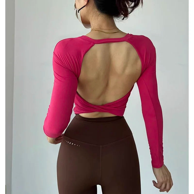 Top Sportivo Corto a Maniche Lunghe con Schiena Scoperta
