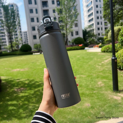 Borraccia Termica in Acciaio Inox 750 ml con Cannuccia