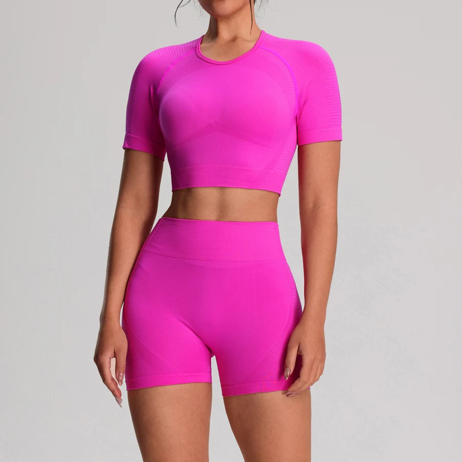 Completo 2 pezzi da palestra da donna con shorts