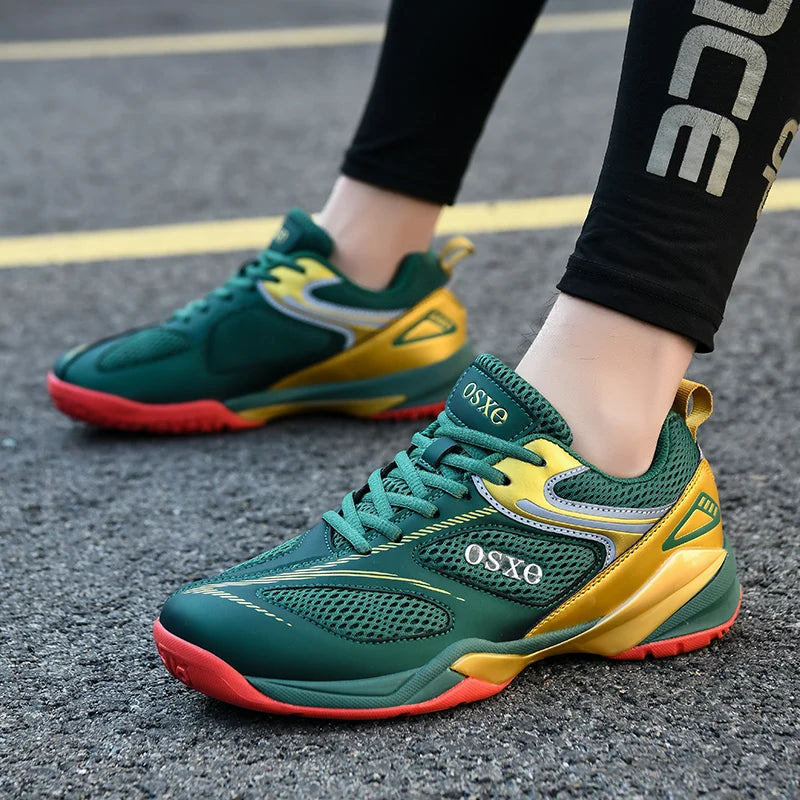 Scarpe da badminton professionali da uomo antiscivolo basse per sport all'aria aperta scarpe da allenamento tinta unita scarpe da corsa casual da uomo